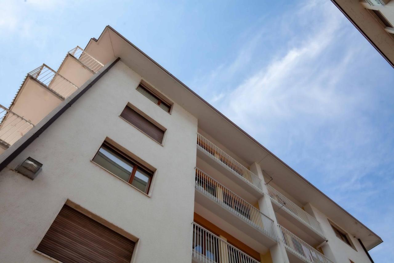 Attico Panoramico In Centro - Civetta Lejlighed Belluno Eksteriør billede